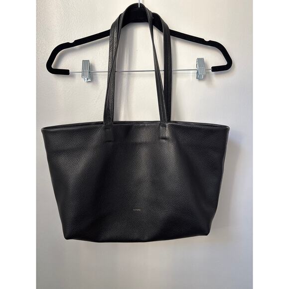 CUYANA Small Easy Tote Black - Picture 2 of 7